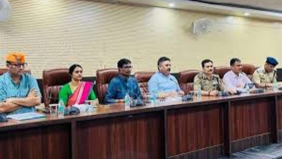 भ्रष्टाचार बर्दाश्त नहीं: अधिकारी और थानेदार जनसमस्याओं का करें निस्तारण, कार्य न करने वाले ठेकेदारों को ब्लैक लिस्ट करने के निर्देश…