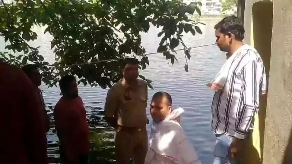 पिशाचमोचन कुंड में मिला युवक का उतराया शव, पुलिस शिनाख्त में जुटी…