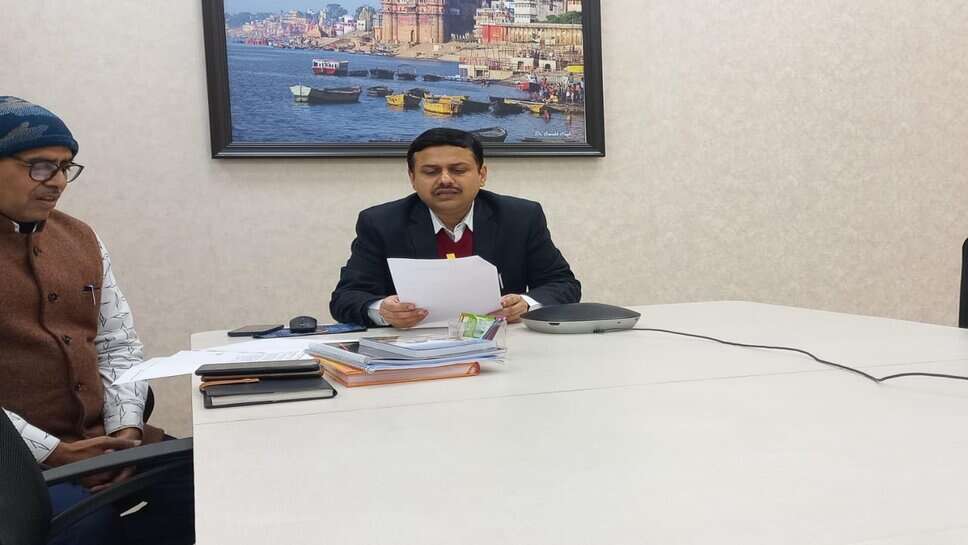निर्वाचन नामावली पुनरीक्षण की समीक्षा बैठक, अंतिम प्रकाशन 7 जनवरी को होगा