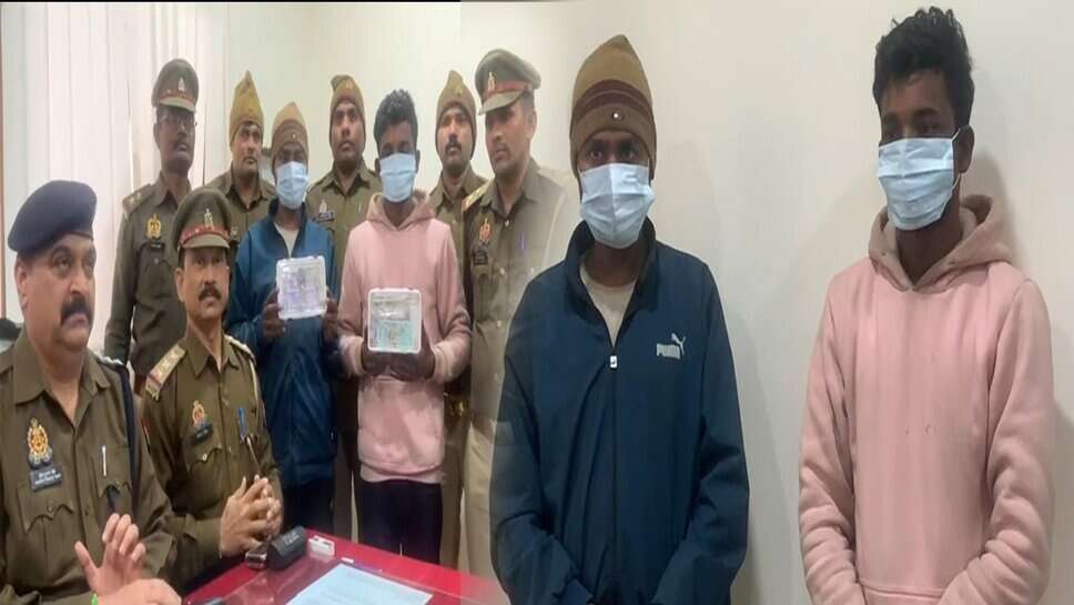 वाराणसी: अयोध्या से लौट रही महिला यात्री से ट्रेन में लूट करने वाले दो बदमाश गिरफ्तार, 9 लाख के आभूषण बरामद