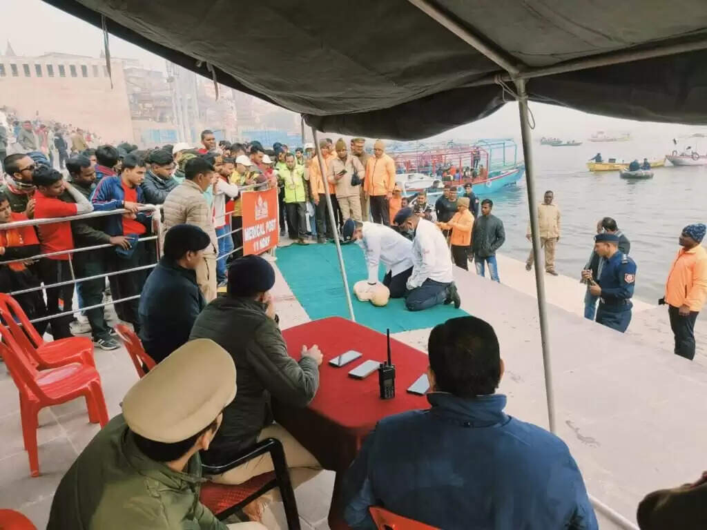 महाकुंभ-2025 को लेकर तैयारियां तेज, NDRF ने ललिता घाट पर की मॉक ड्रिल
