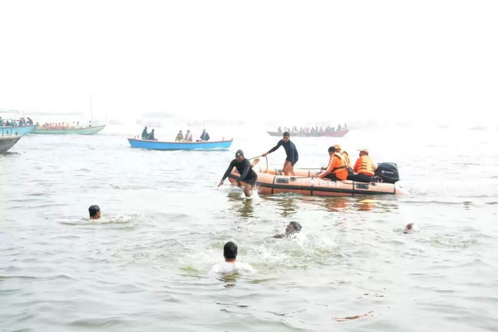 महाकुंभ-2025 को लेकर तैयारियां तेज, NDRF ने ललिता घाट पर की मॉक ड्रिल