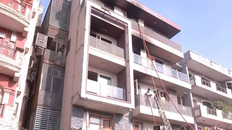 Delhi fire