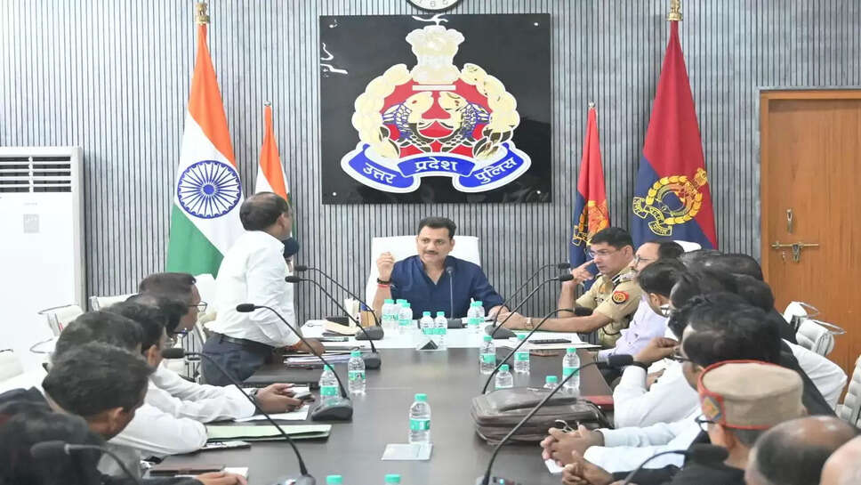 Police commissioner meeting