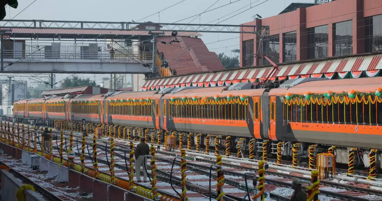 Vande Bharat Train 
