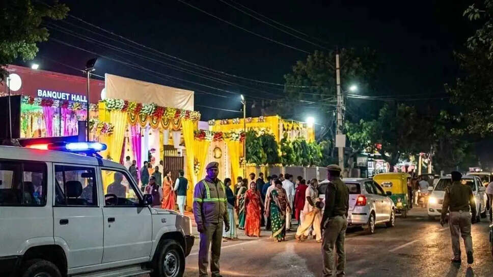 कानपुर पुलिस पर हमला