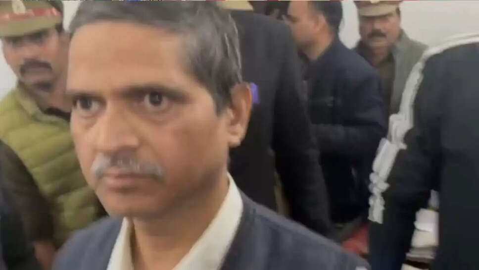 amitabh thakur