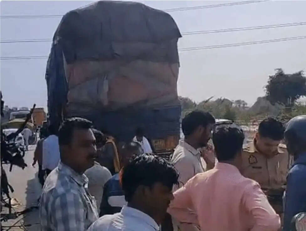 सड़क हादसा