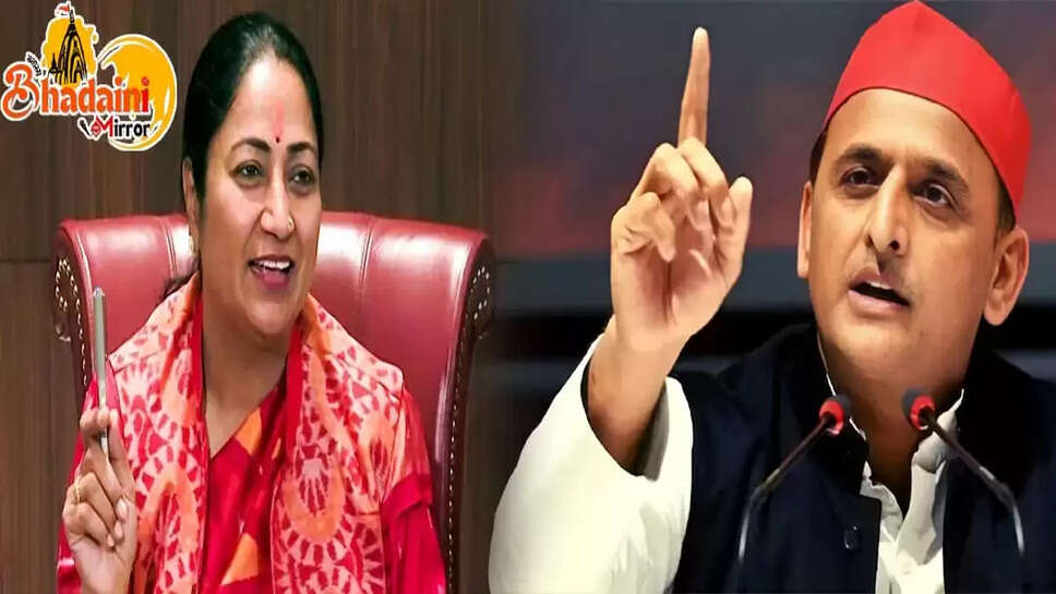 Rekha and akhilesh