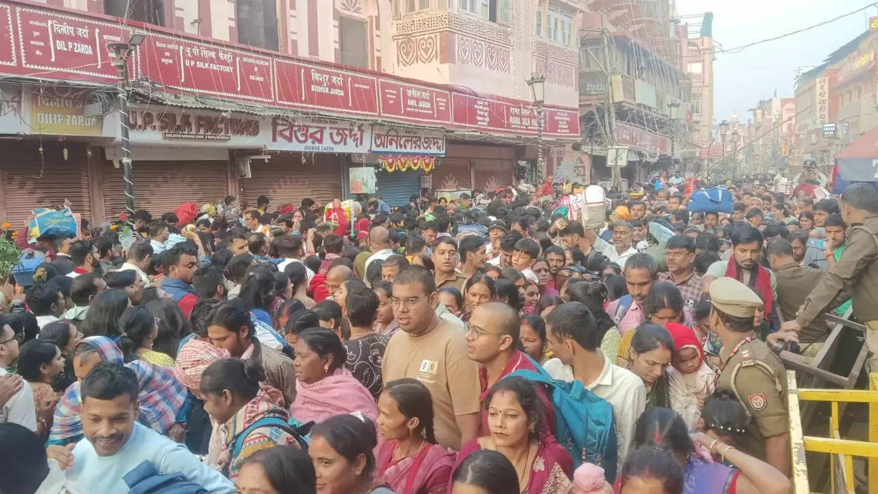 karthik-purnima-2025-varanasi-ghat-dev-diwali