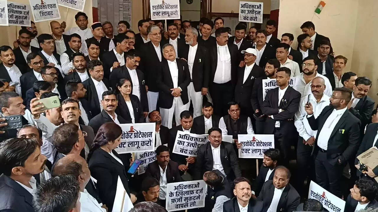 Advocate news
