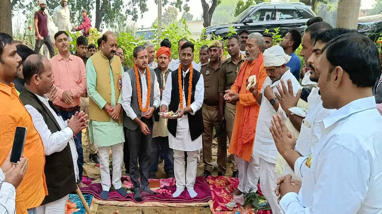 niyardih-33kv-substation-bhoomi-pujan-ajgara-mla-tribhuwan