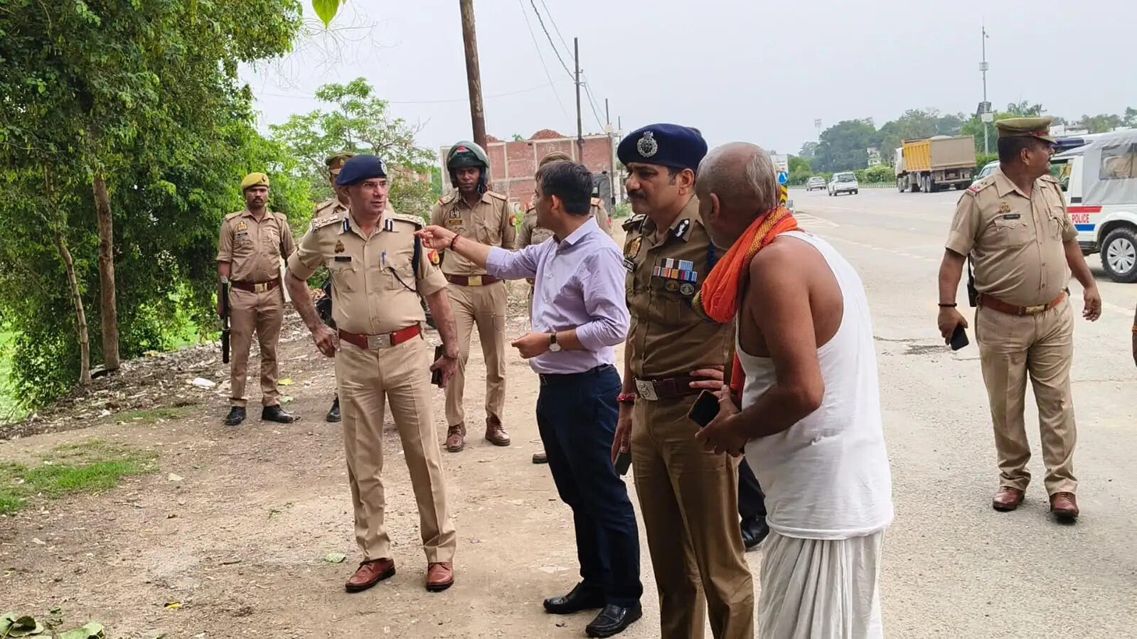 पुलिस अधिकारी 