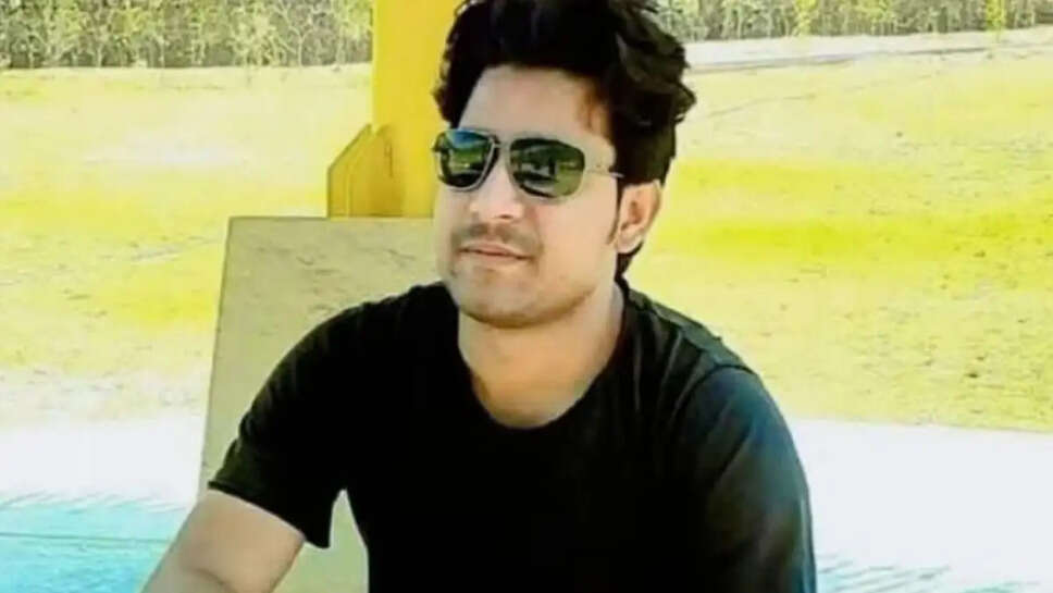 tiwari