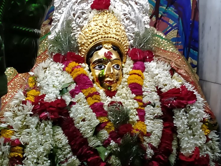 चैत्र नवरात्र : द्वितीया तिथि को भक्तों ने मां ब्रह्मचारिणी के चरणों में नवाया शीश