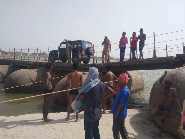 गंगा में डूबा युवक: 3 को बचाया गया 1 की तलाश जारी, स्नान के दौरान हुआ हादसा...