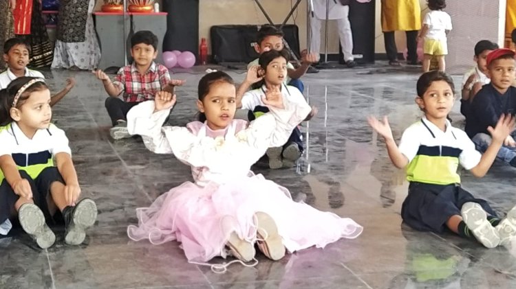 मातृ दिवस पर आयोजित हुआ सांस्कृतिक कार्यक्रम, बच्चों ने किया भावुक...