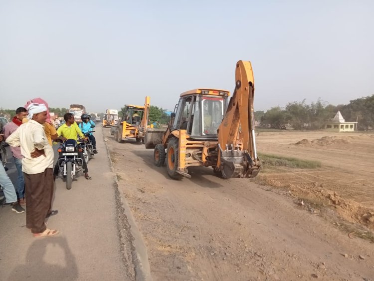 ट्रांसपोर्ट नगर योजना: हाईकोर्ट के आदेश के बाद बैरवन करनाडाडी से फोर्स और बुलडोजर वापस लौटे...