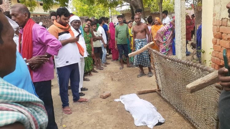 बिजली के खंभे में करंट उतरने से मासूम की मौत, घर में मचा कोहराम...