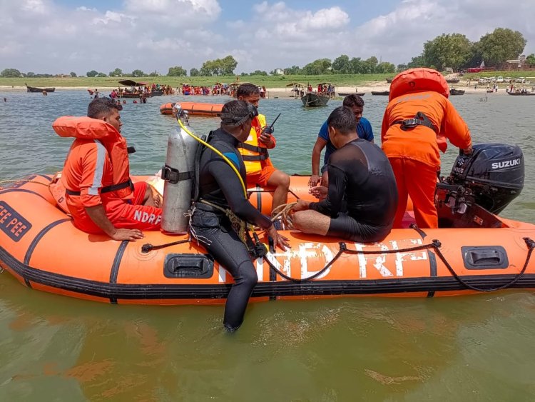 वाराणसी में बाढ़ की आशंका को लेकर विभागों को किया गया अलर्ट, एनडीआरएफ की टीम को किया गया मुस्तैद...