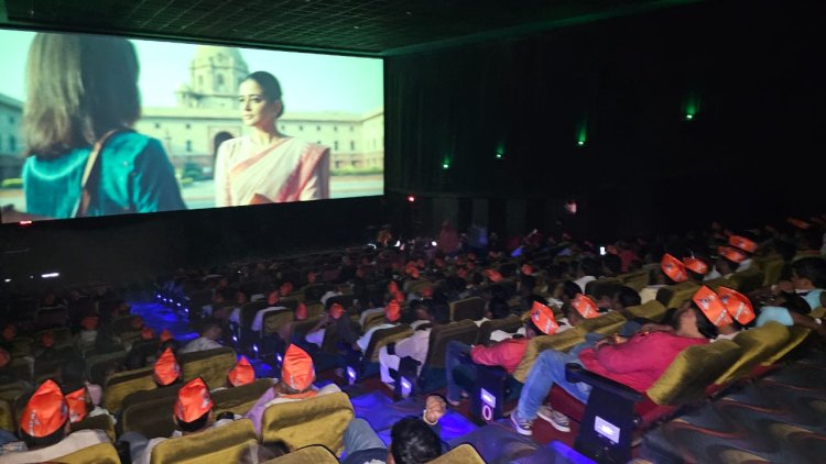 रोहनिया के BJP कार्यकर्ताओं ने देखी आर्टिकल 370 फिल्म, बोले- देश सुरक्षित हाथों में...